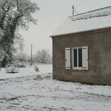 Gîte de La Ronce Dhuizon Extérieur photo